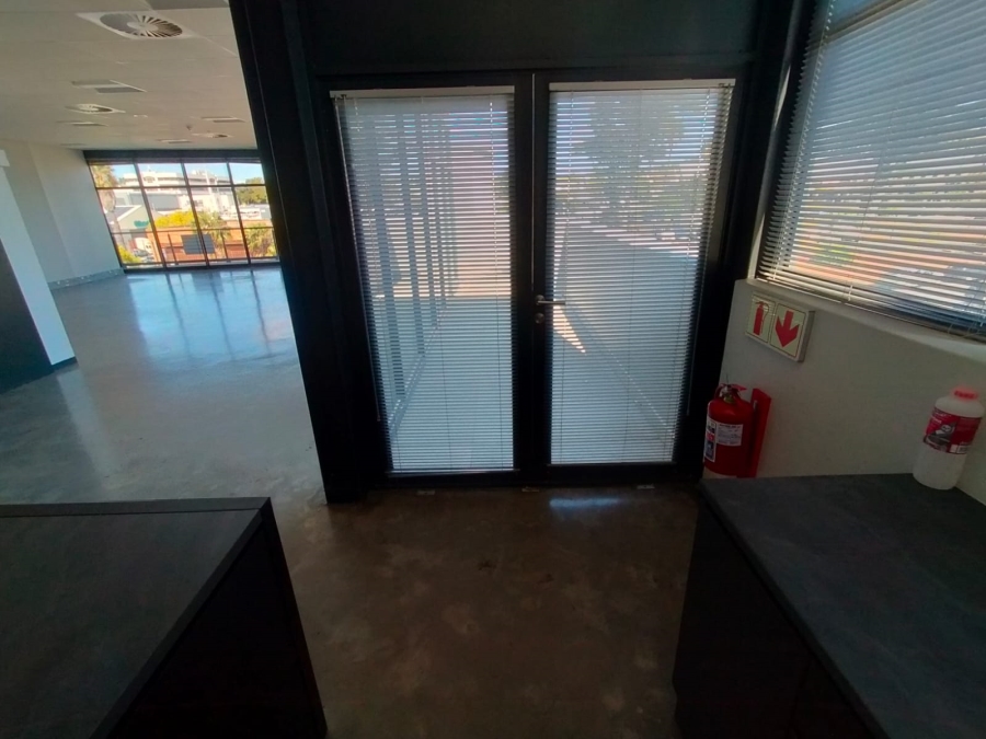 To Let commercial Property for Rent in Durbanville Western Cape